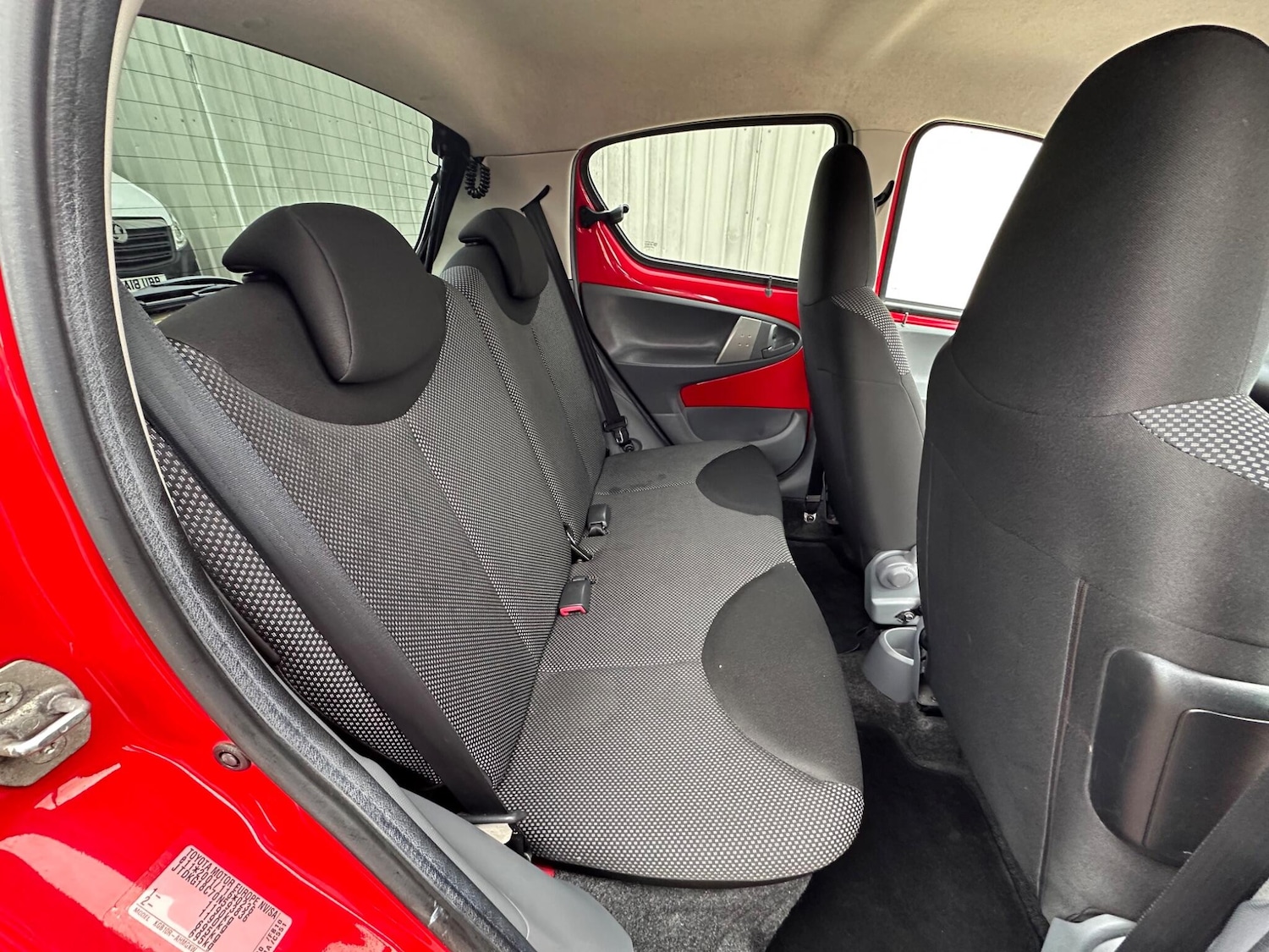 Used Toyota AYGO 2011 for sale - 77926114: Photo 13