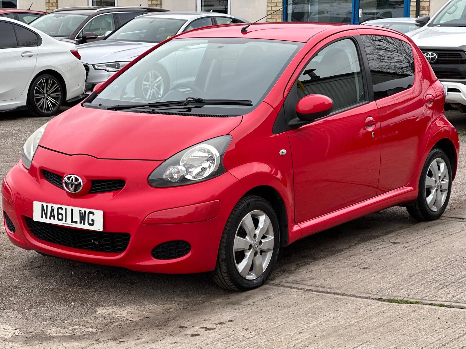 Used Toyota AYGO 2011 for sale - 77926114: Photo 3
