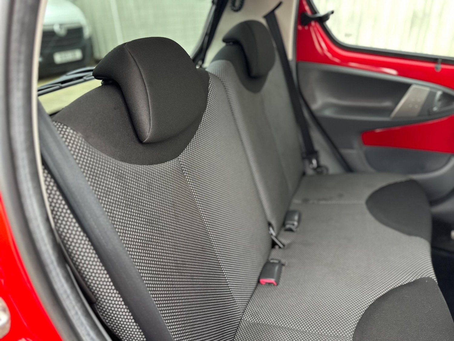 Used Toyota AYGO 2011 for sale - 77926114: Photo 36