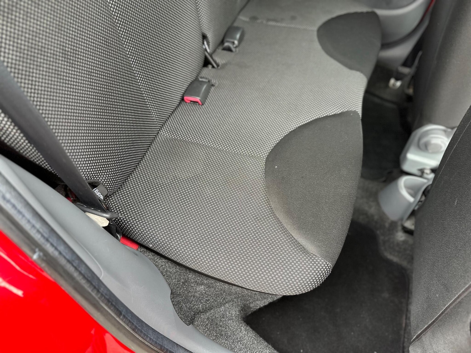 Used Toyota AYGO 2011 for sale - 77926114: Photo 37