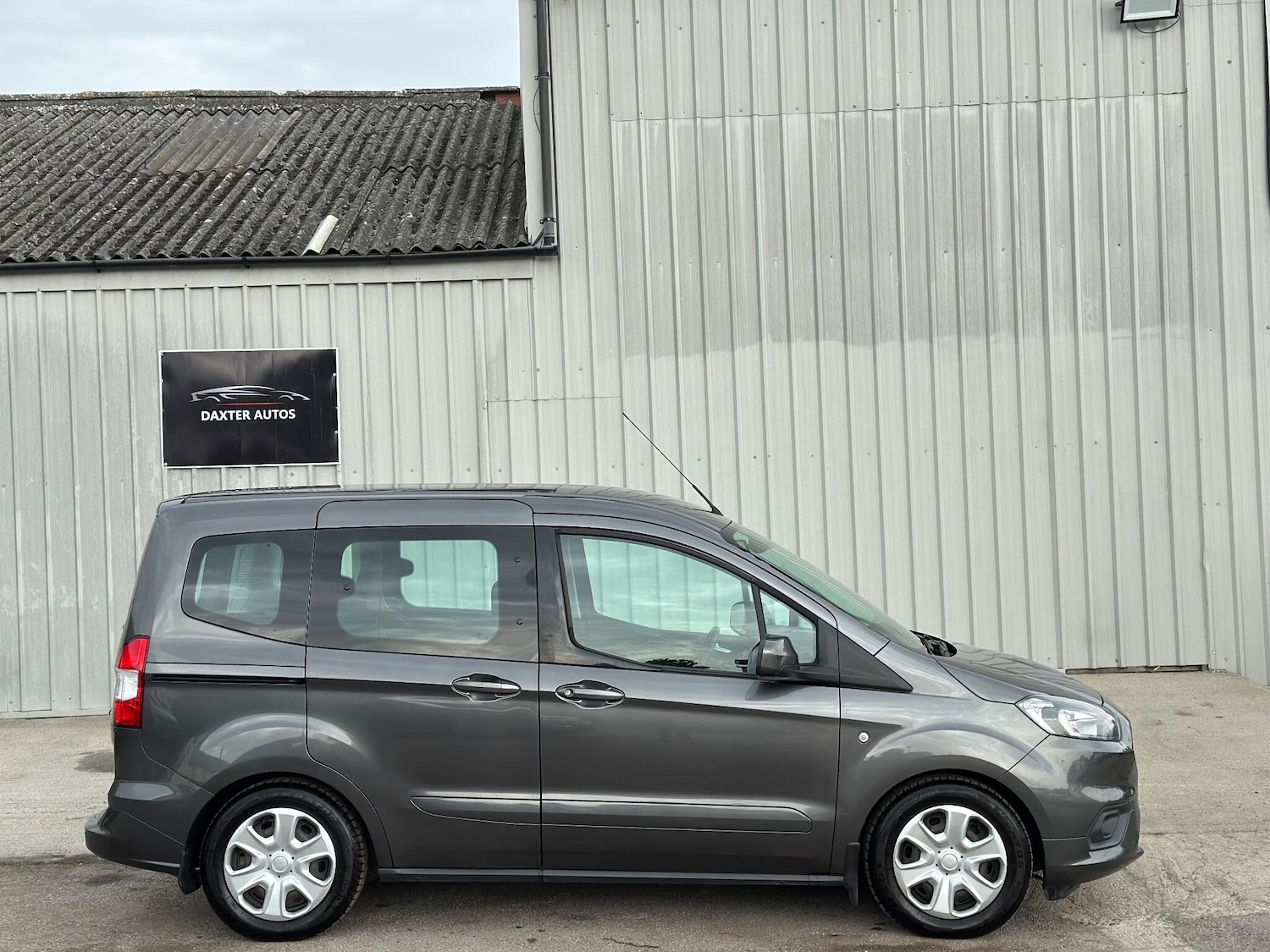 Used Ford Tourneo Courier 2019 for sale - 76752932: Photo 22