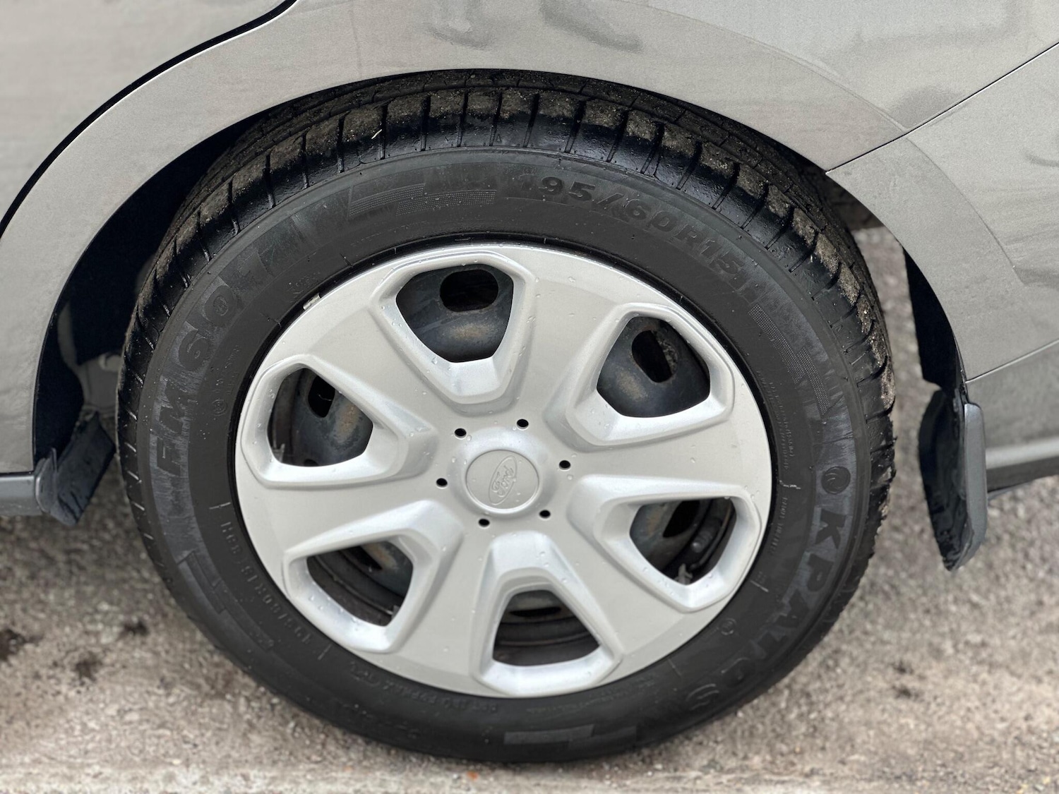 Used Ford Tourneo Courier 2019 for sale - 76752932: Photo 64