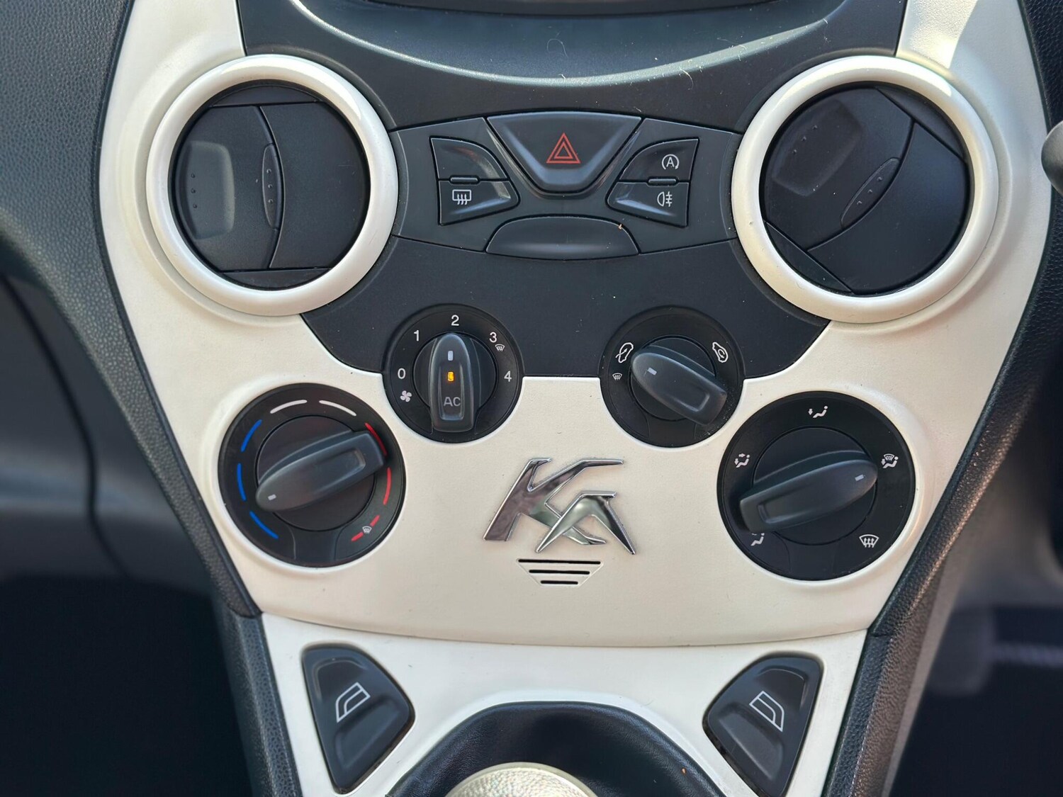 Used Ford Ka for sale - 78058779: Photo 13