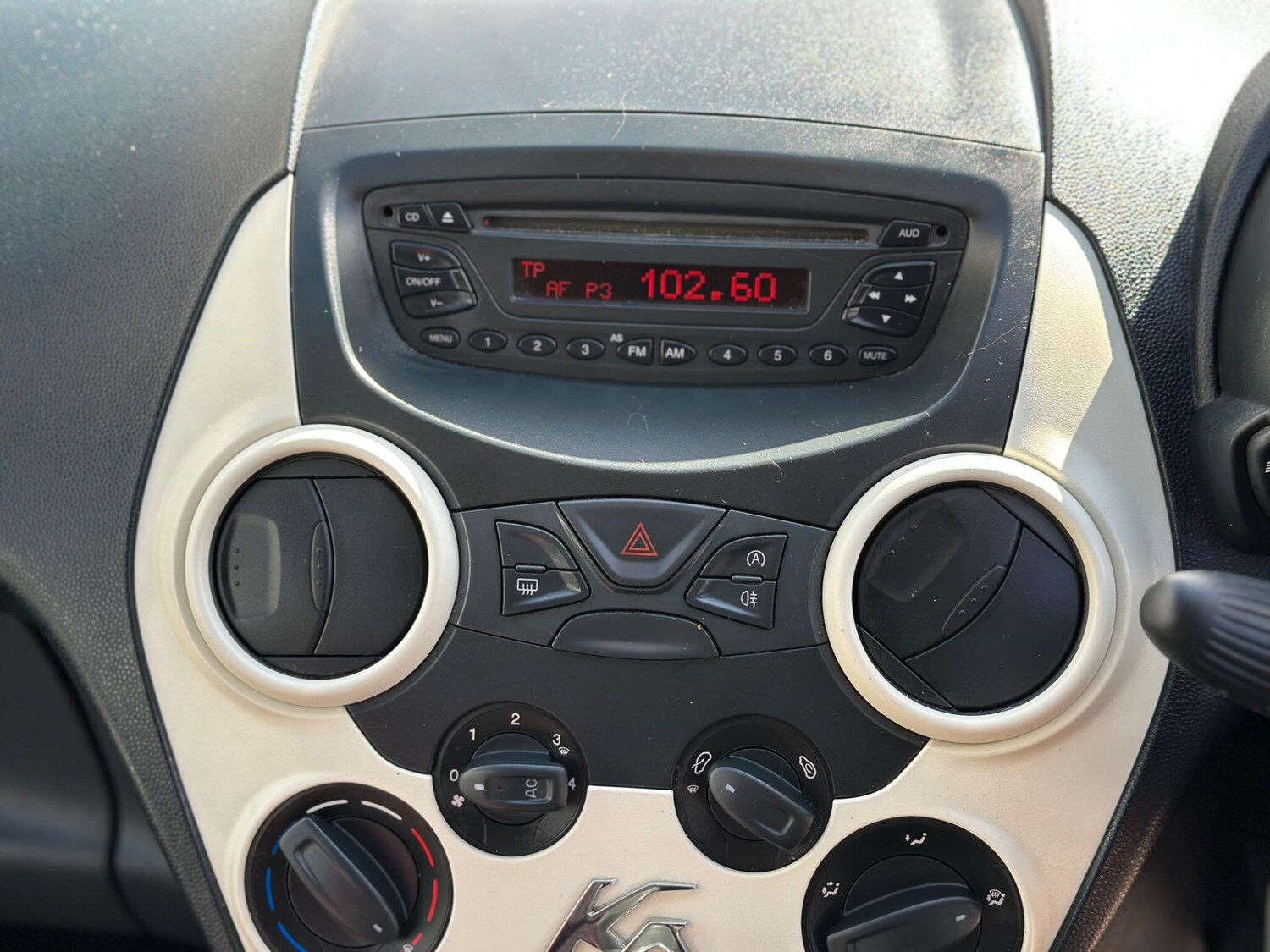 Used Ford Ka for sale - 78058779: Photo 36