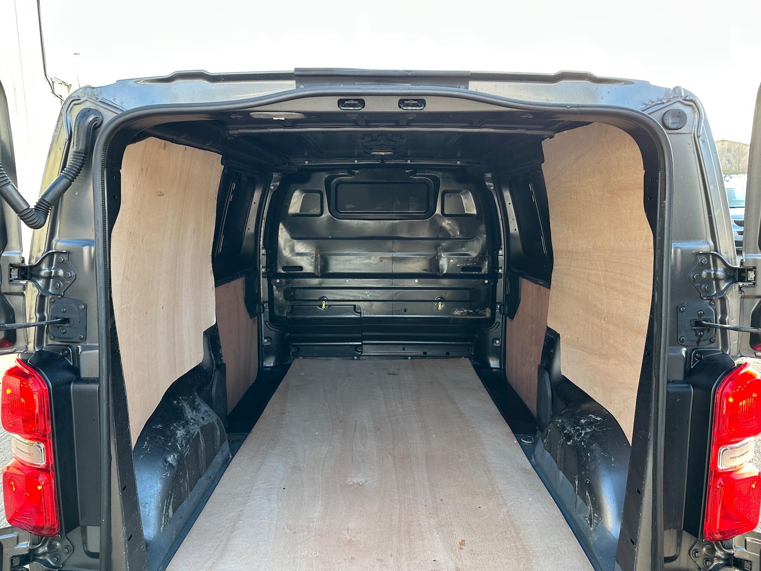 Used Citroen Dispatch for sale - 77166989: Photo 37