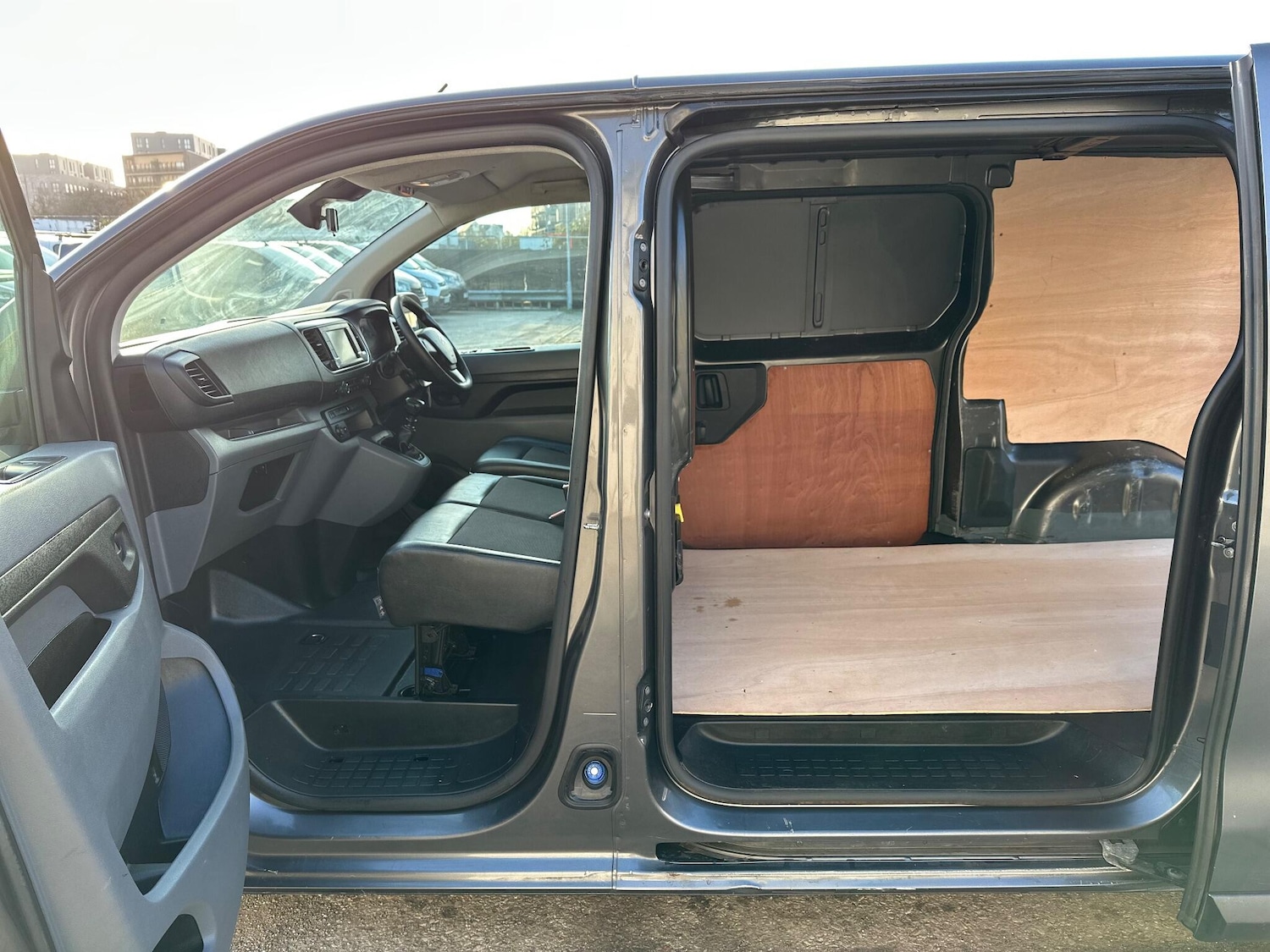 Used Citroen Dispatch for sale - 77166989: Photo 40