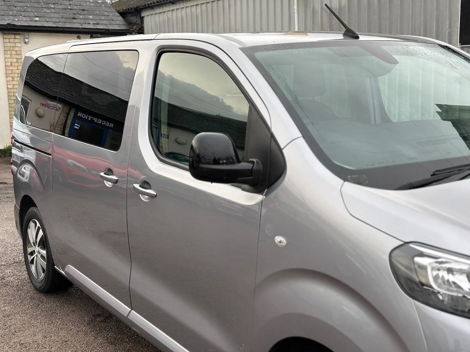 Used Peugeot Traveller 2022 for sale - 76714713: Photo 14