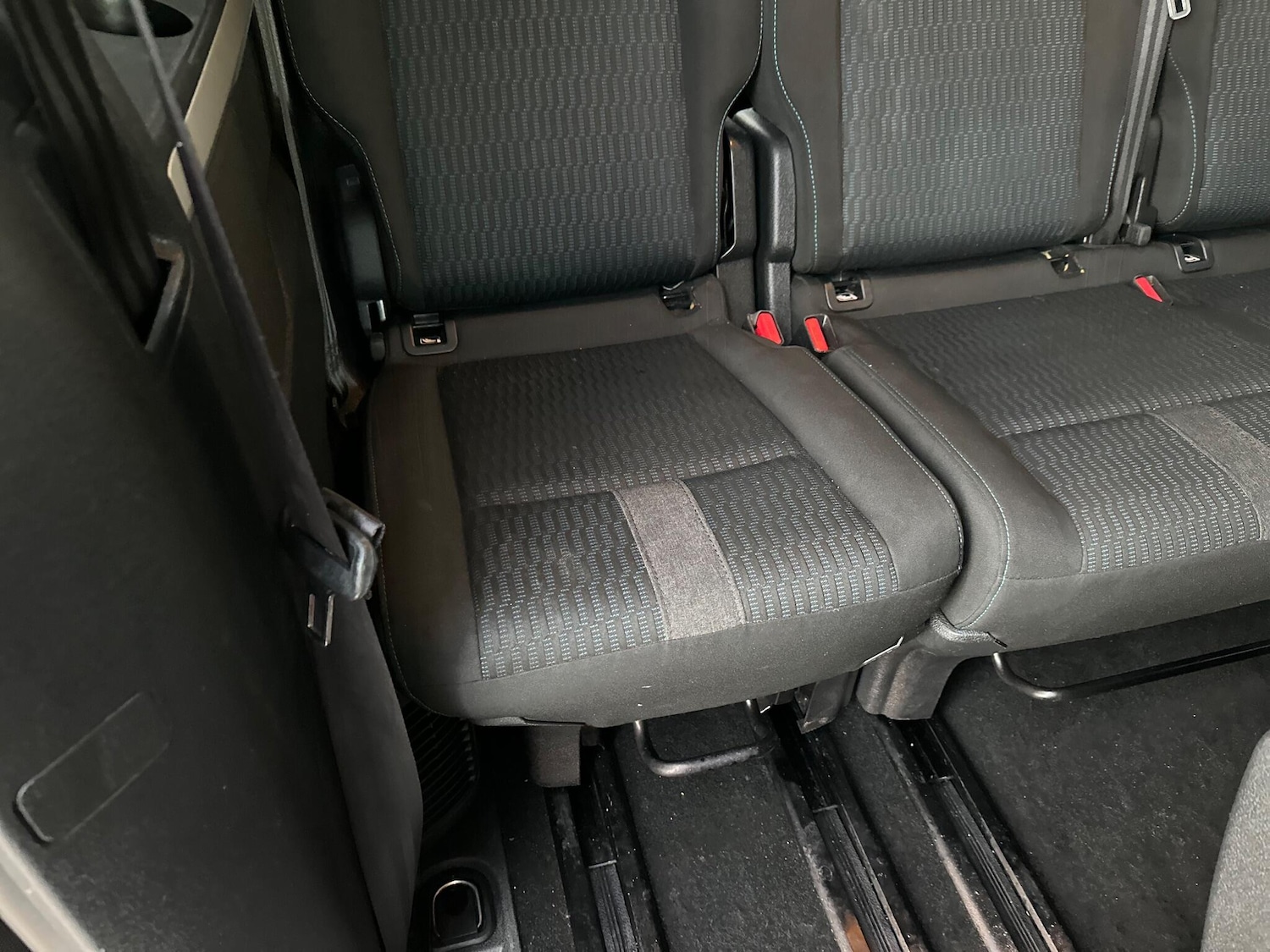 Used Peugeot Traveller 2022 for sale - 76714713: Photo 44