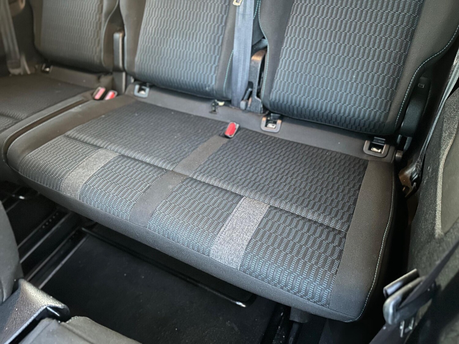 Used Peugeot Traveller 2022 for sale - 76714713: Photo 47