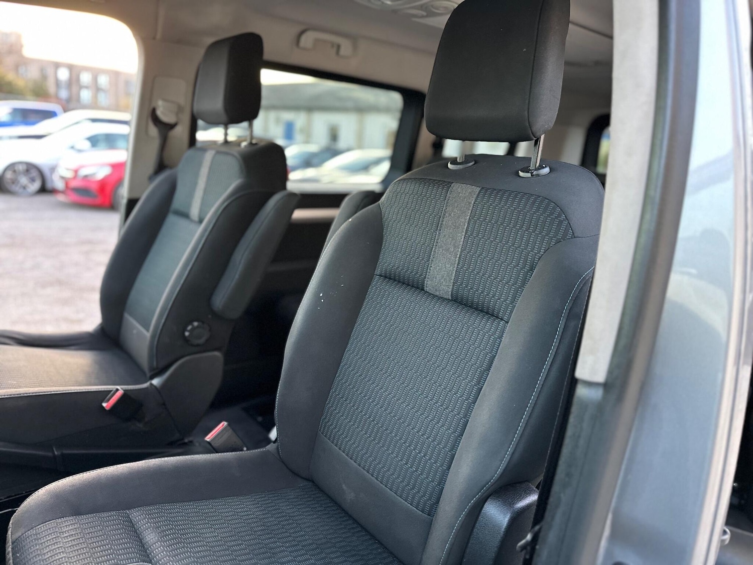 Used Peugeot Traveller 2022 for sale - 76714713: Photo 54