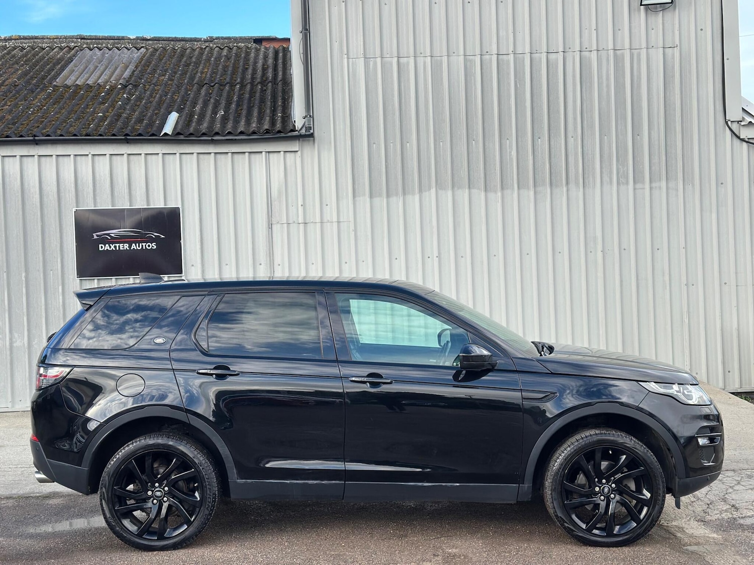 Used Land Rover Discovery Sport 2016 for sale - 76988421: Photo 23