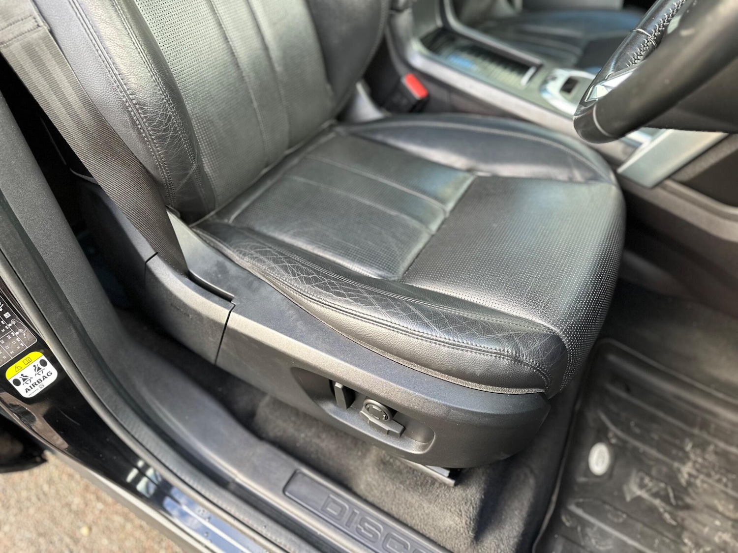 Used Land Rover Discovery Sport 2016 for sale - 76988421: Photo 34