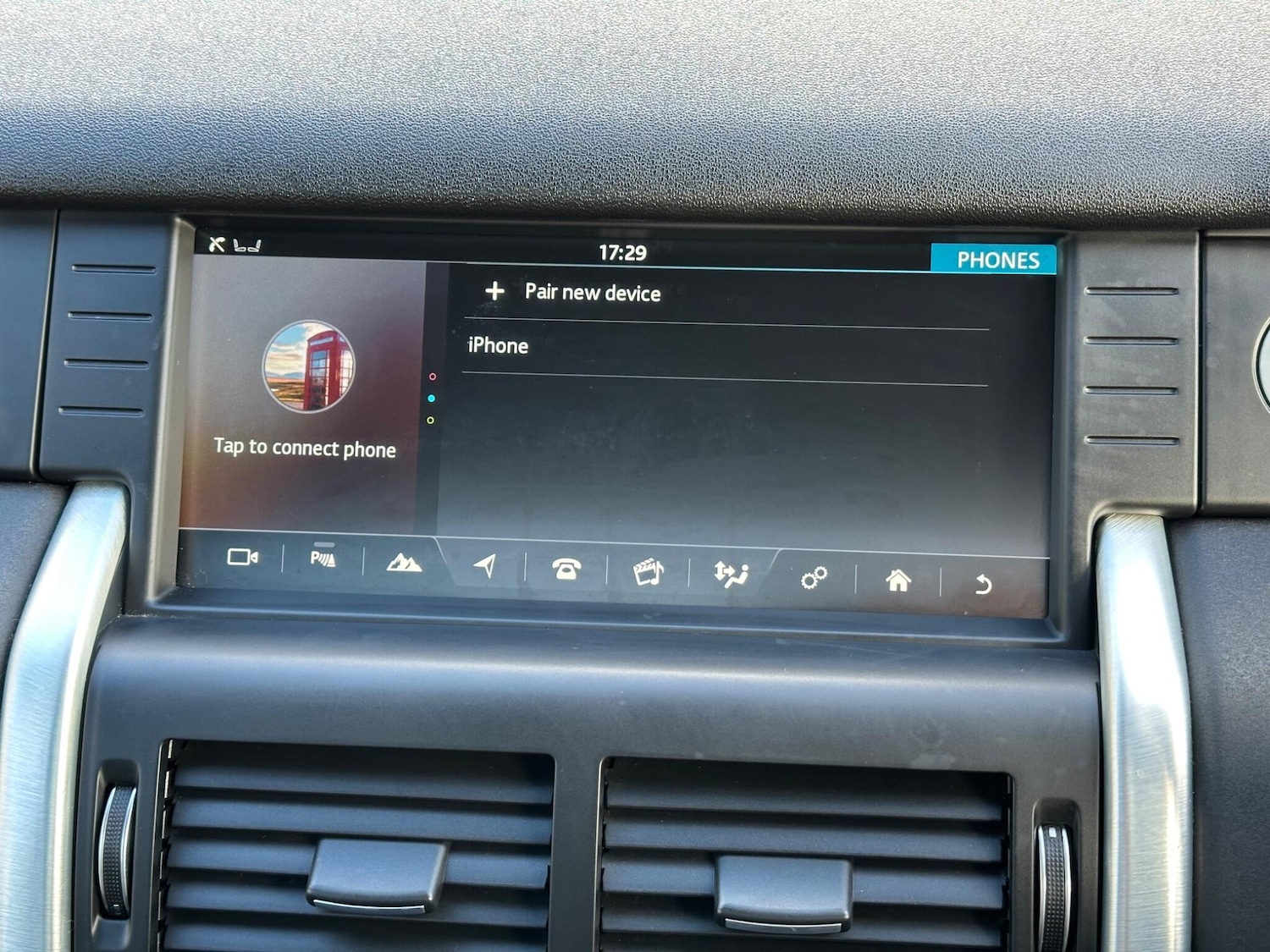 Used Land Rover Discovery Sport 2016 for sale - 76988421: Photo 40