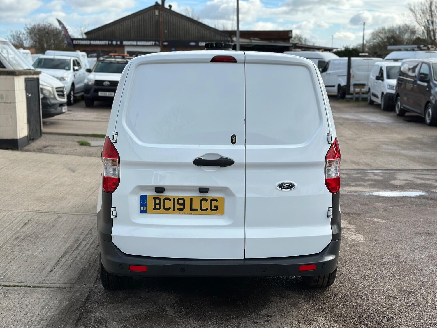 Used Ford Transit Courier 2019 for sale - 77585840: Photo 19