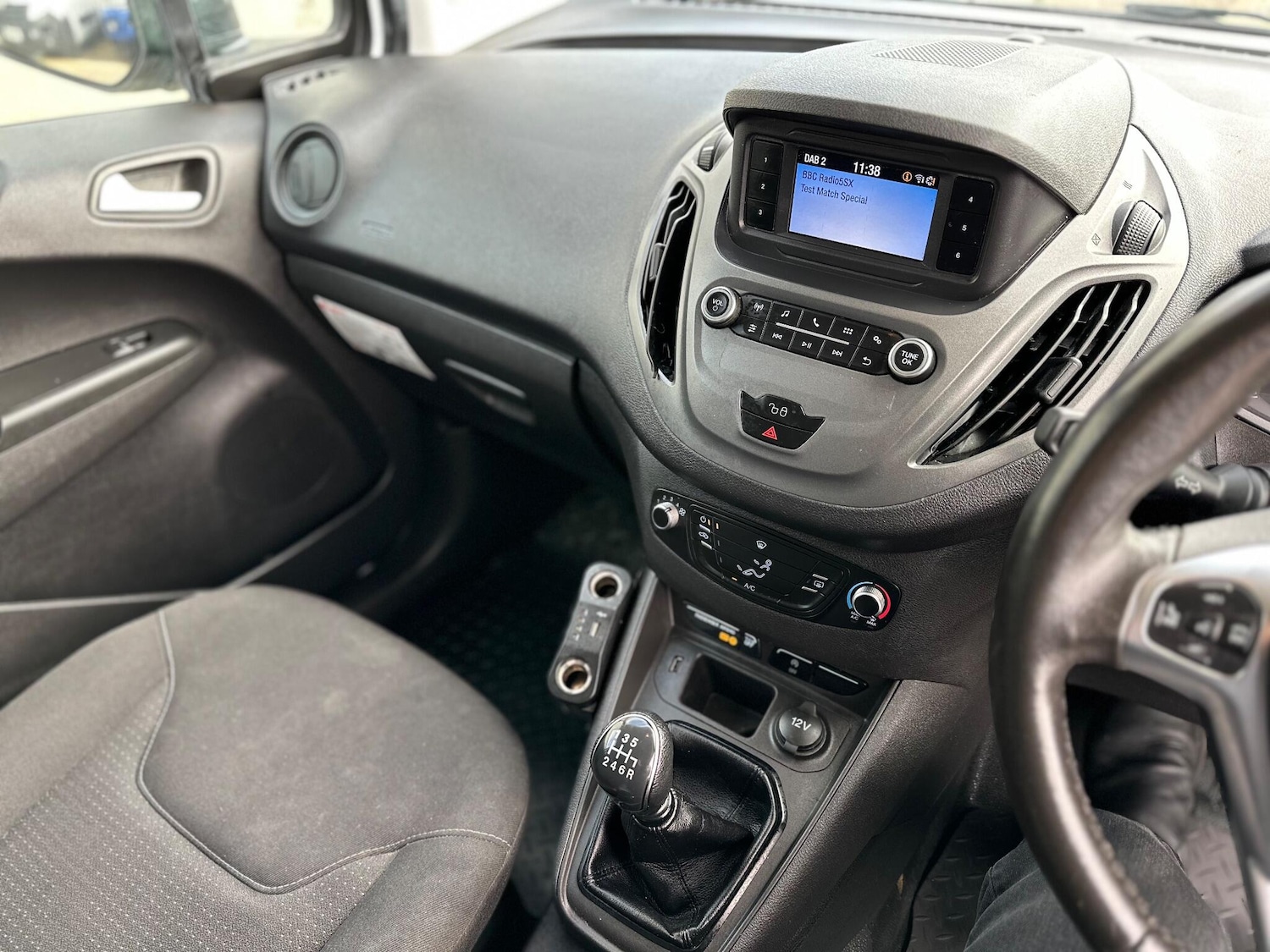 Used Ford Transit Courier 2019 for sale - 77585840: Photo 38