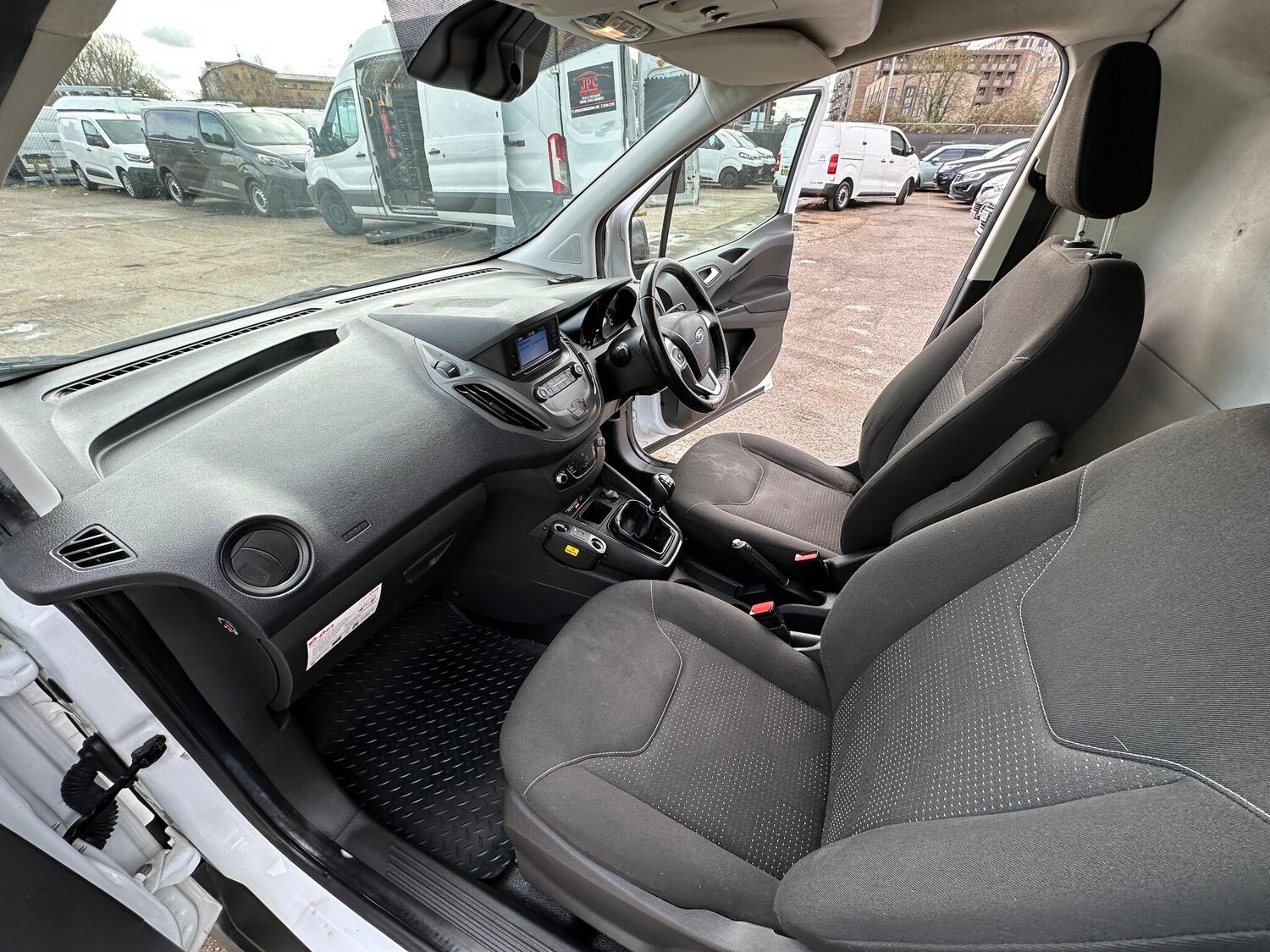 Used Ford Transit Courier 2019 for sale - 77585840: Photo 52