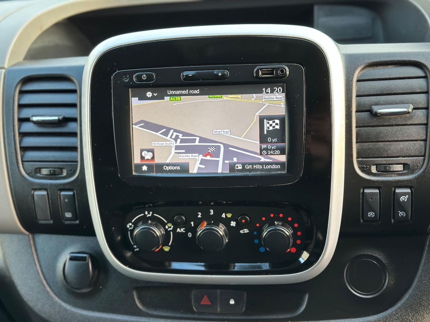 Used Renault Trafic 2016 for sale - 77029049: Photo 12