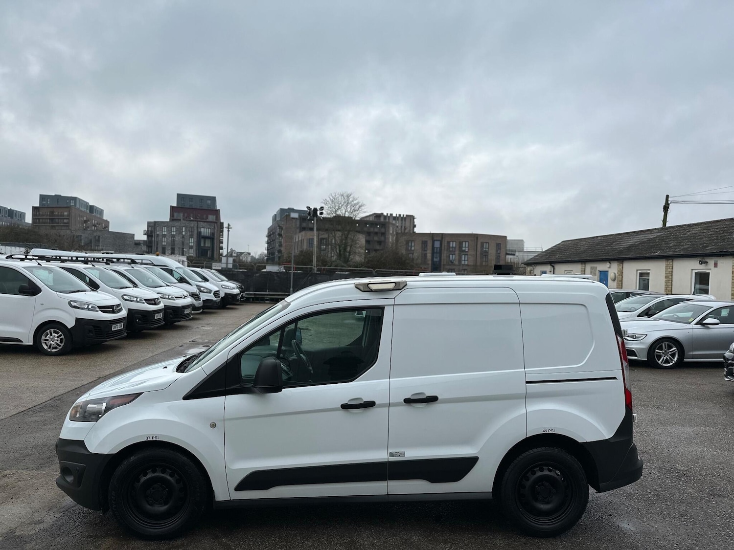 Used Ford Transit Connect 2017 for sale - 77496848: Photo 18