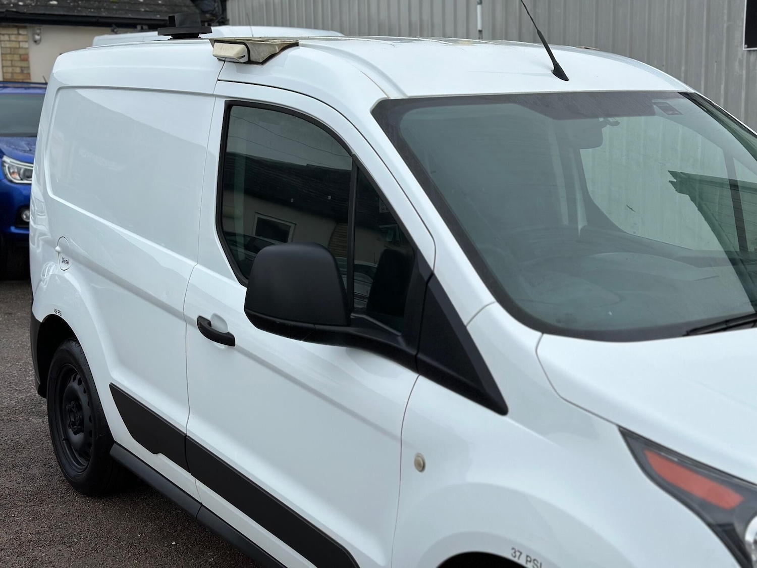 Used Ford Transit Connect 2017 for sale - 77496848: Photo 21