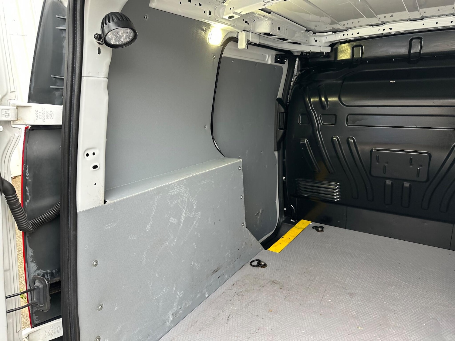 Used Ford Transit Connect 2017 for sale - 77496848: Photo 41