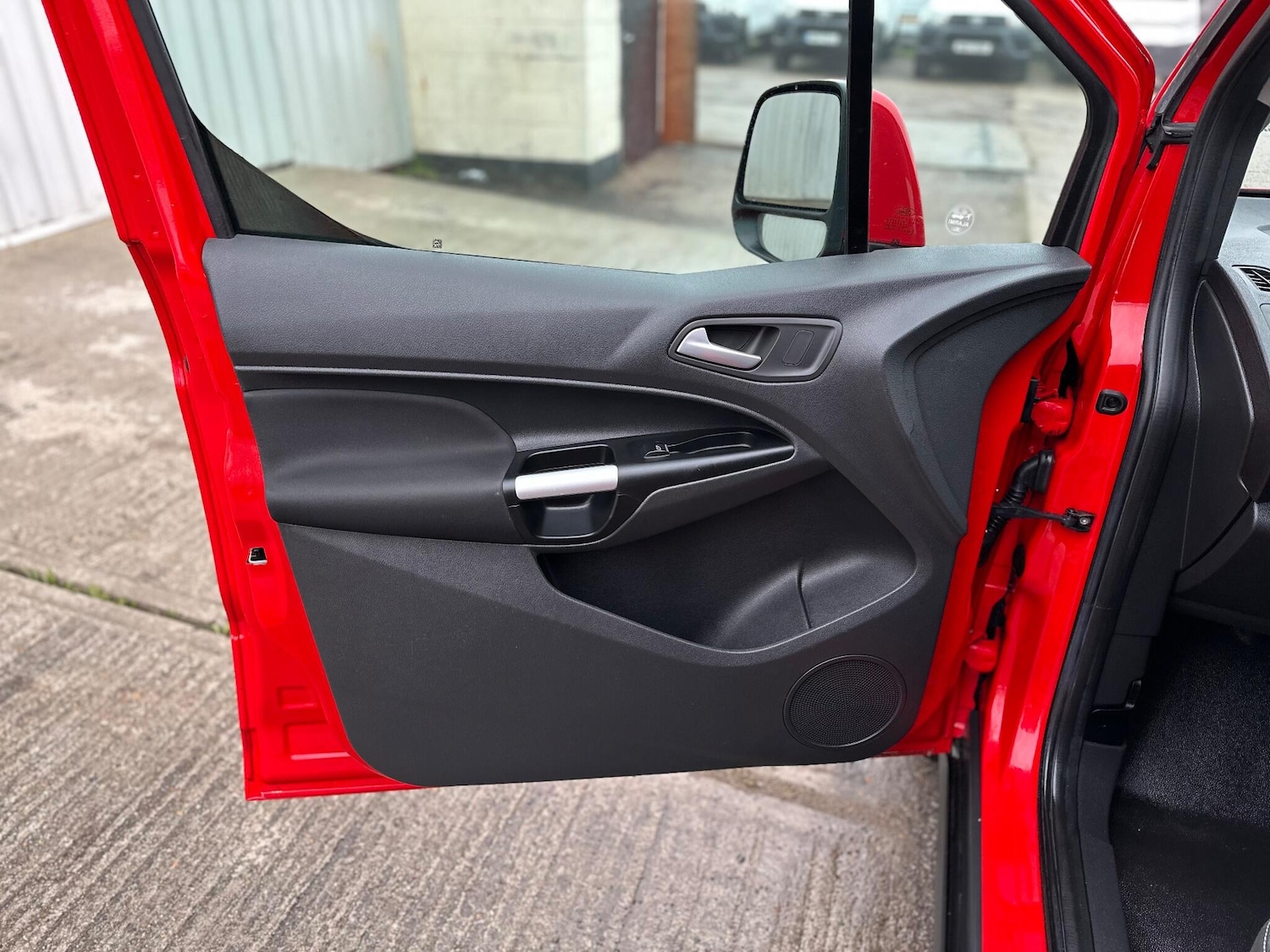 Used Ford Transit Connect 2017 for sale - 77144146: Photo 61