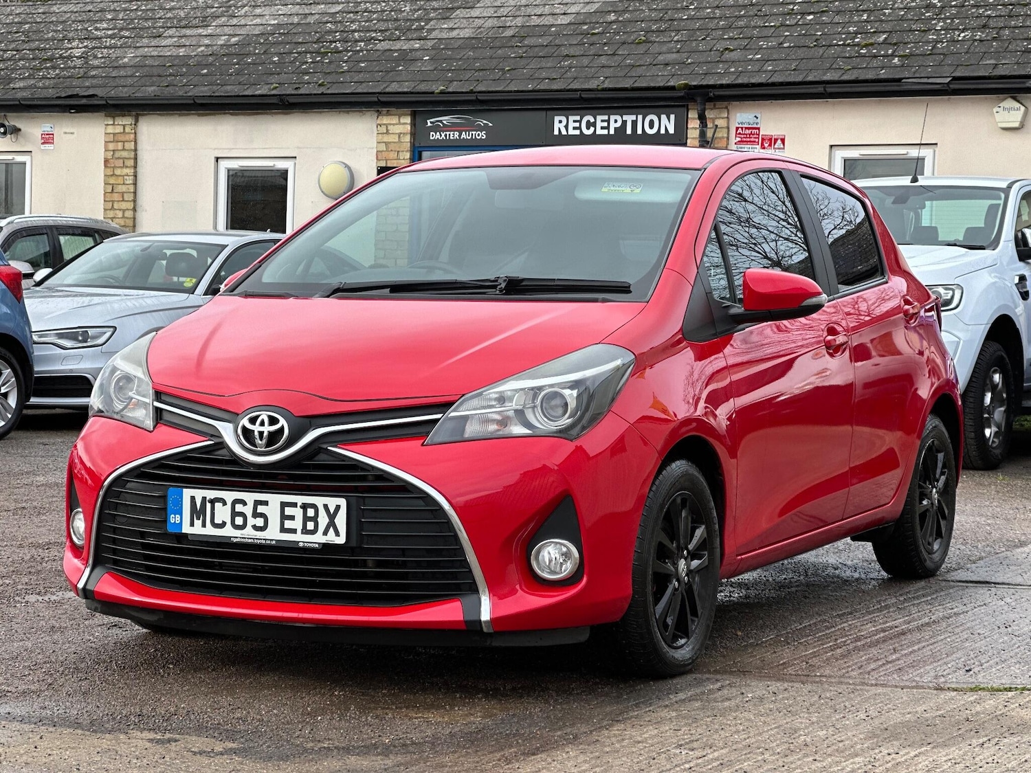 Used Toyota Yaris 2016 for sale - 77396602: Photo 3