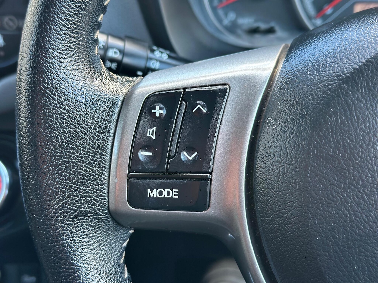 Used Toyota Yaris 2016 for sale - 77396602: Photo 32