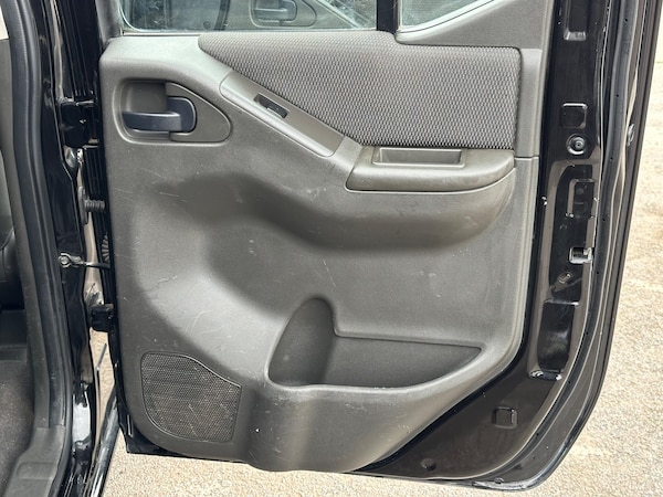 Used Nissan Navara 2013 for sale - 75990991: Photo 41