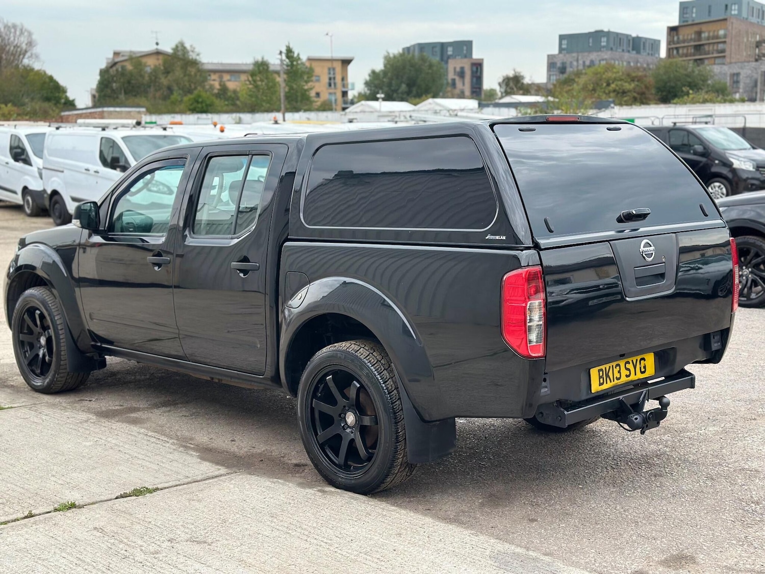 Used Nissan Navara 2013 for sale - 75990991: Photo 5