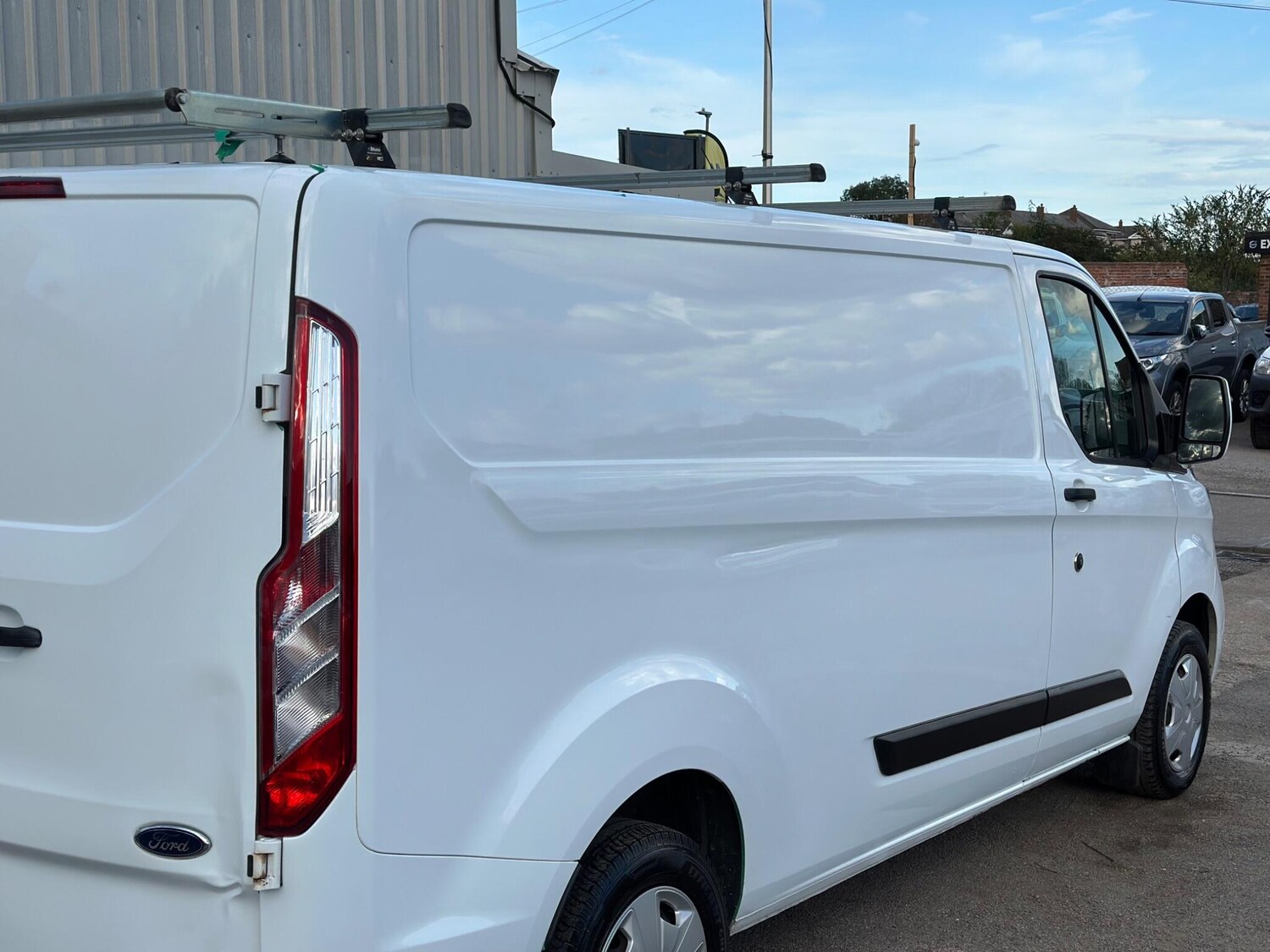 Used Ford Transit Custom 2018 for sale - 75838939: Photo 32