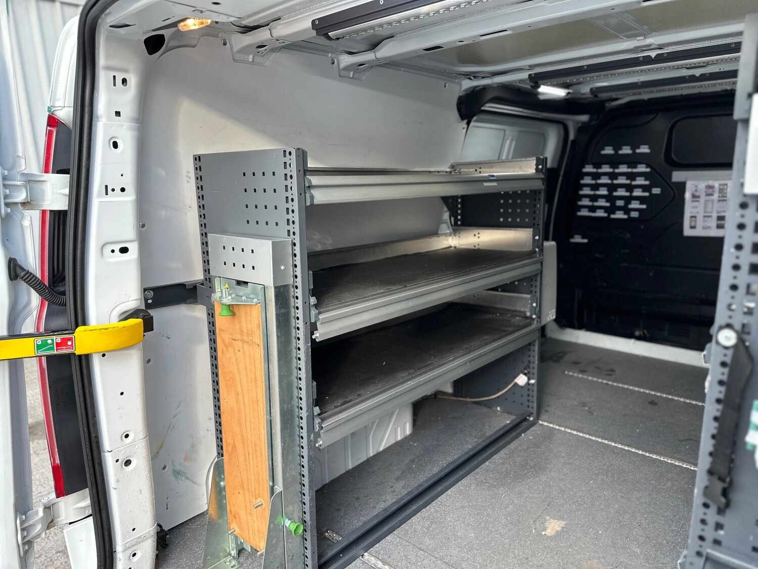 Used Ford Transit Custom 2018 for sale - 75838939: Photo 43
