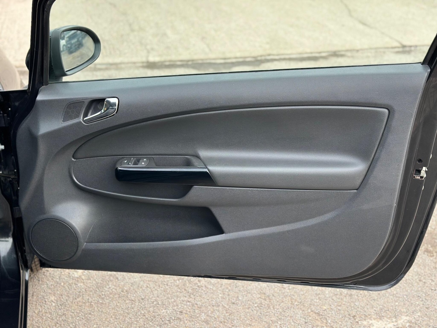 Used Vauxhall Corsa 2012 for sale - 77892217: Photo 32