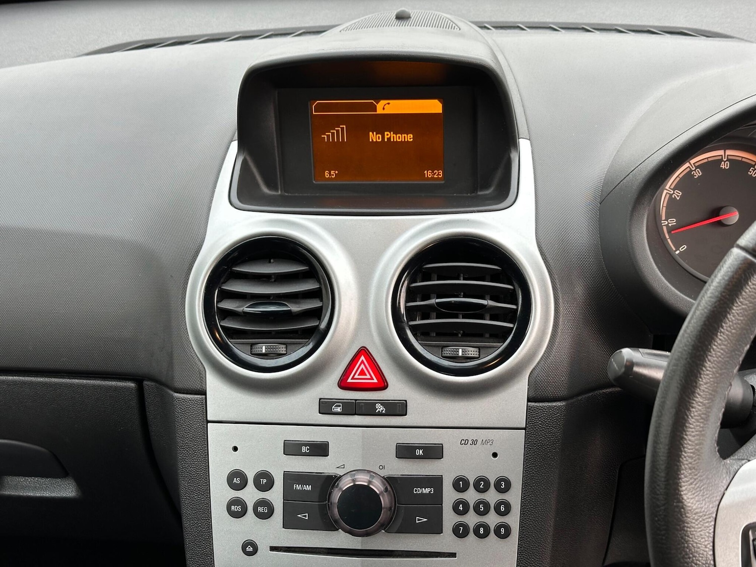 Used Vauxhall Corsa 2012 for sale - 77892217: Photo 41