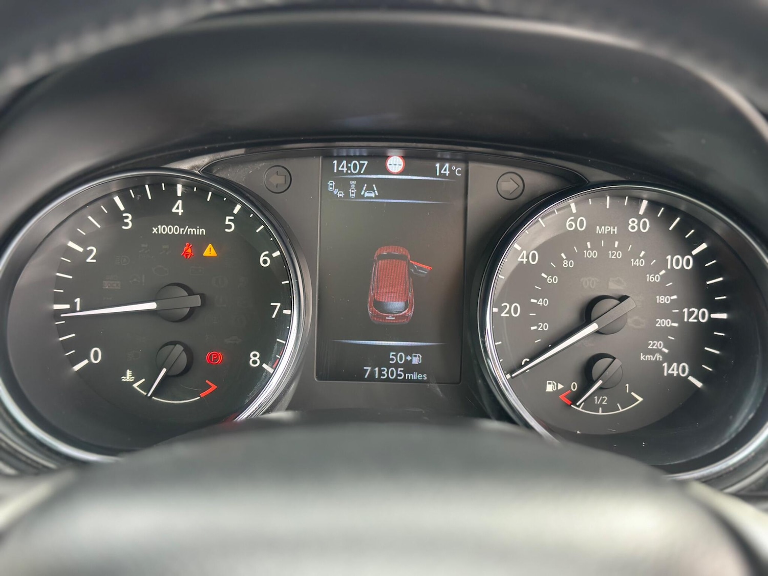 Used Nissan Qashqai 2015 for sale - 75989773: Photo 12