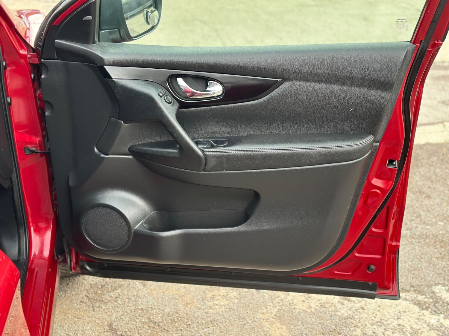 Used Nissan Qashqai 2015 for sale - 75989773: Photo 34