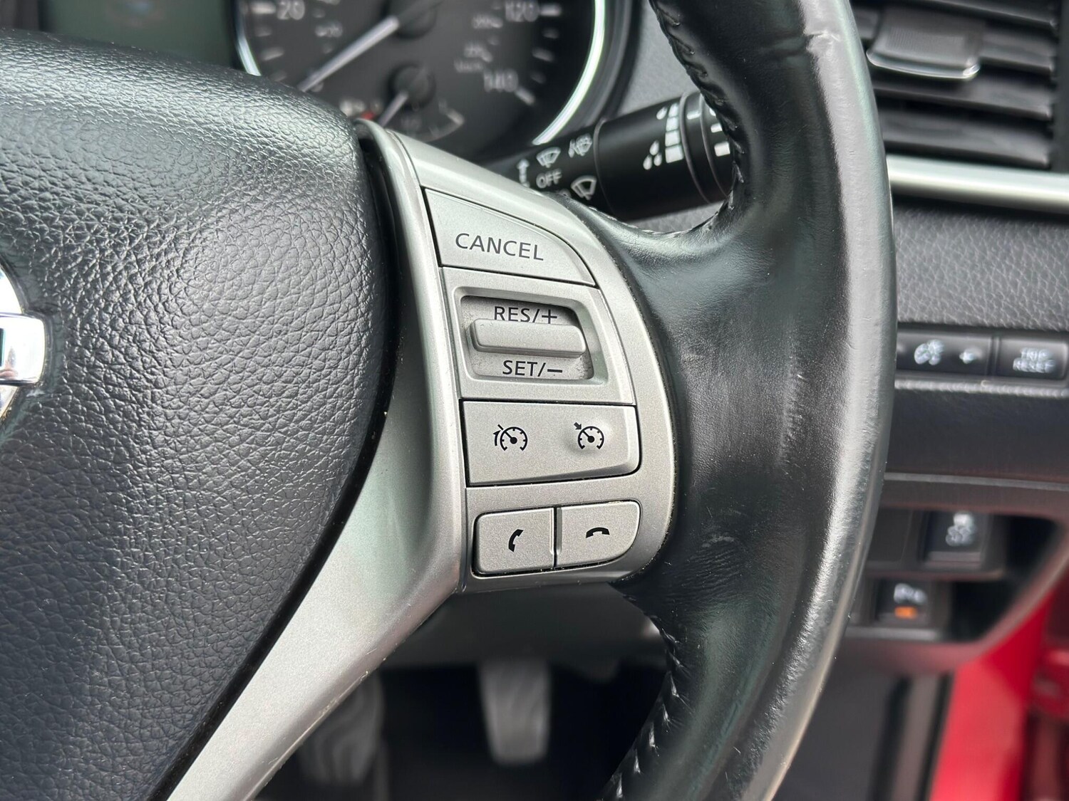 Used Nissan Qashqai 2015 for sale - 75989773: Photo 40