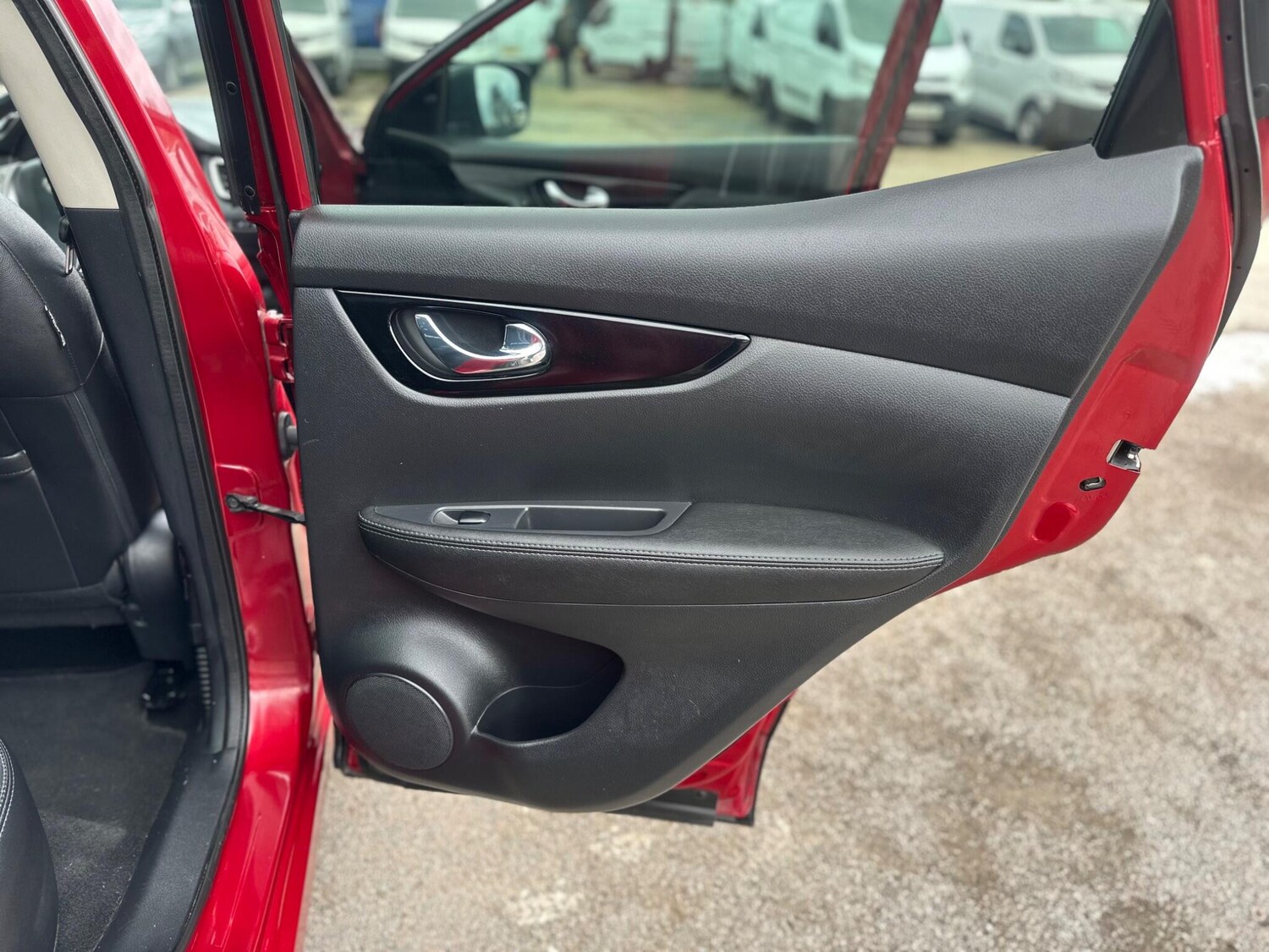 Used Nissan Qashqai 2015 for sale - 75989773: Photo 44