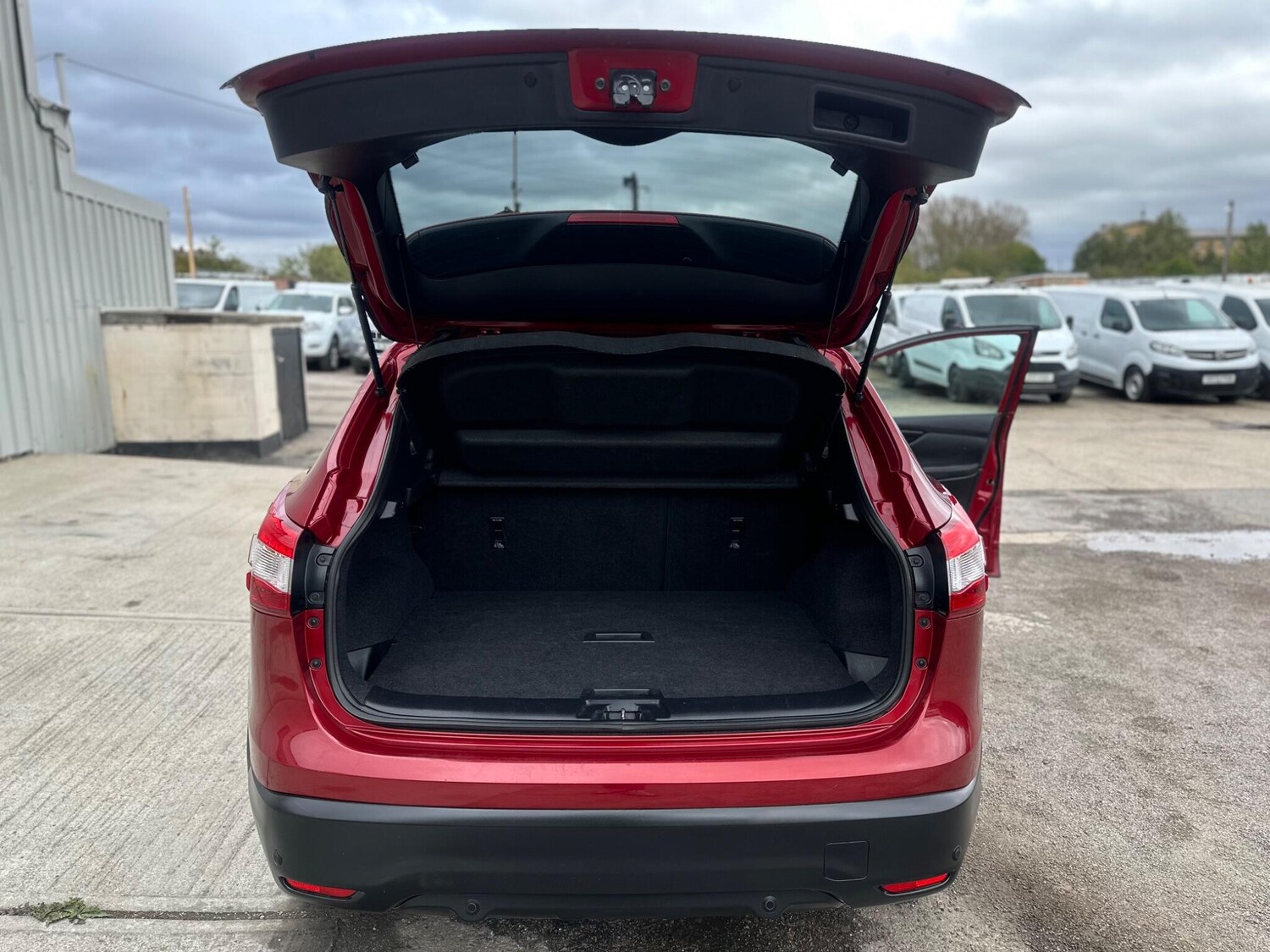 Used Nissan Qashqai 2015 for sale - 75989773: Photo 48