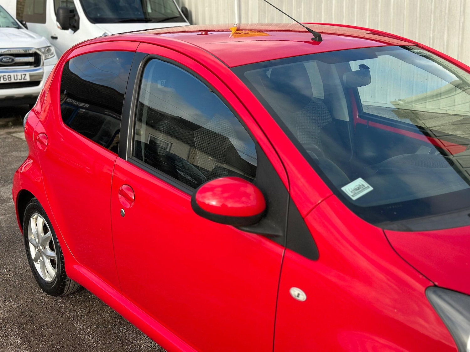 Used Toyota AYGO 2014 for sale - 76898638: Photo 27