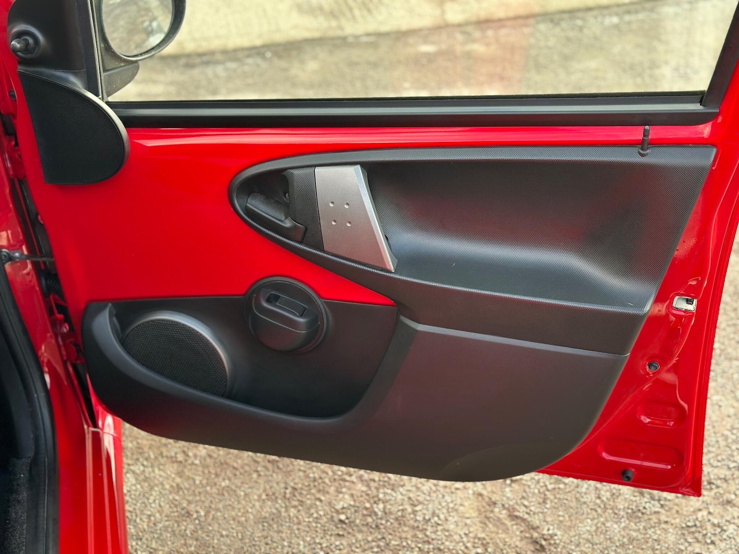 Used Toyota AYGO 2014 for sale - 76898638: Photo 34