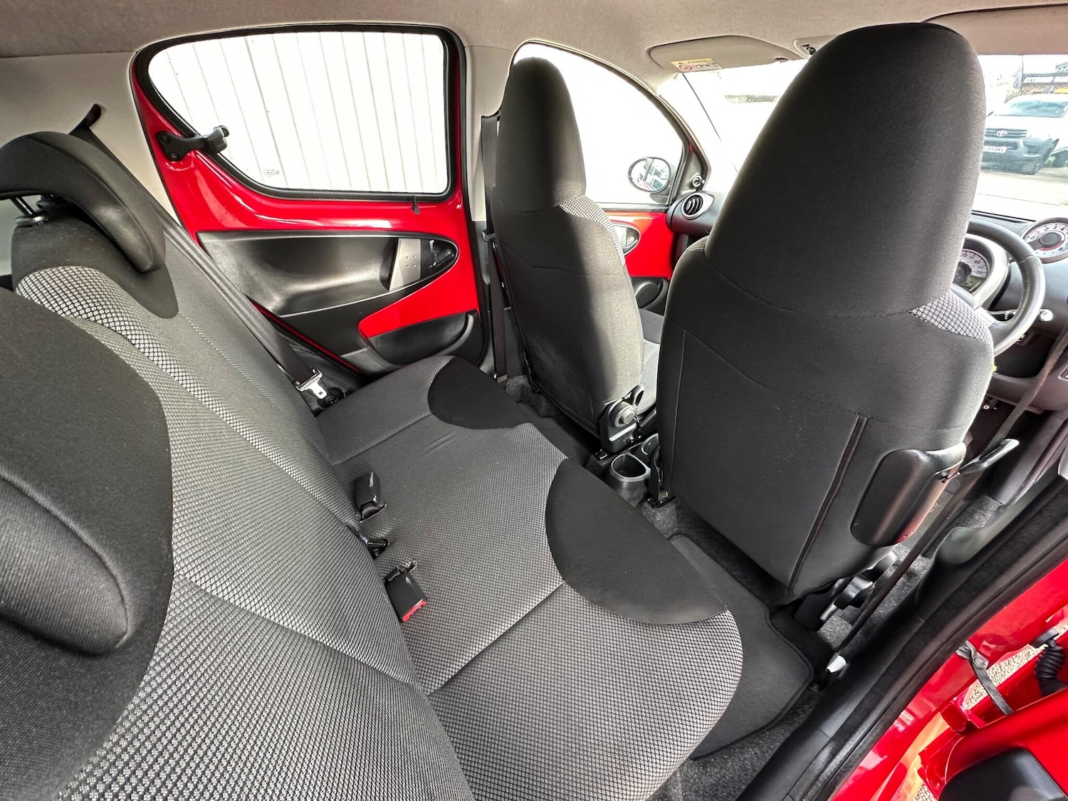 Used Toyota AYGO 2014 for sale - 76898638: Photo 46