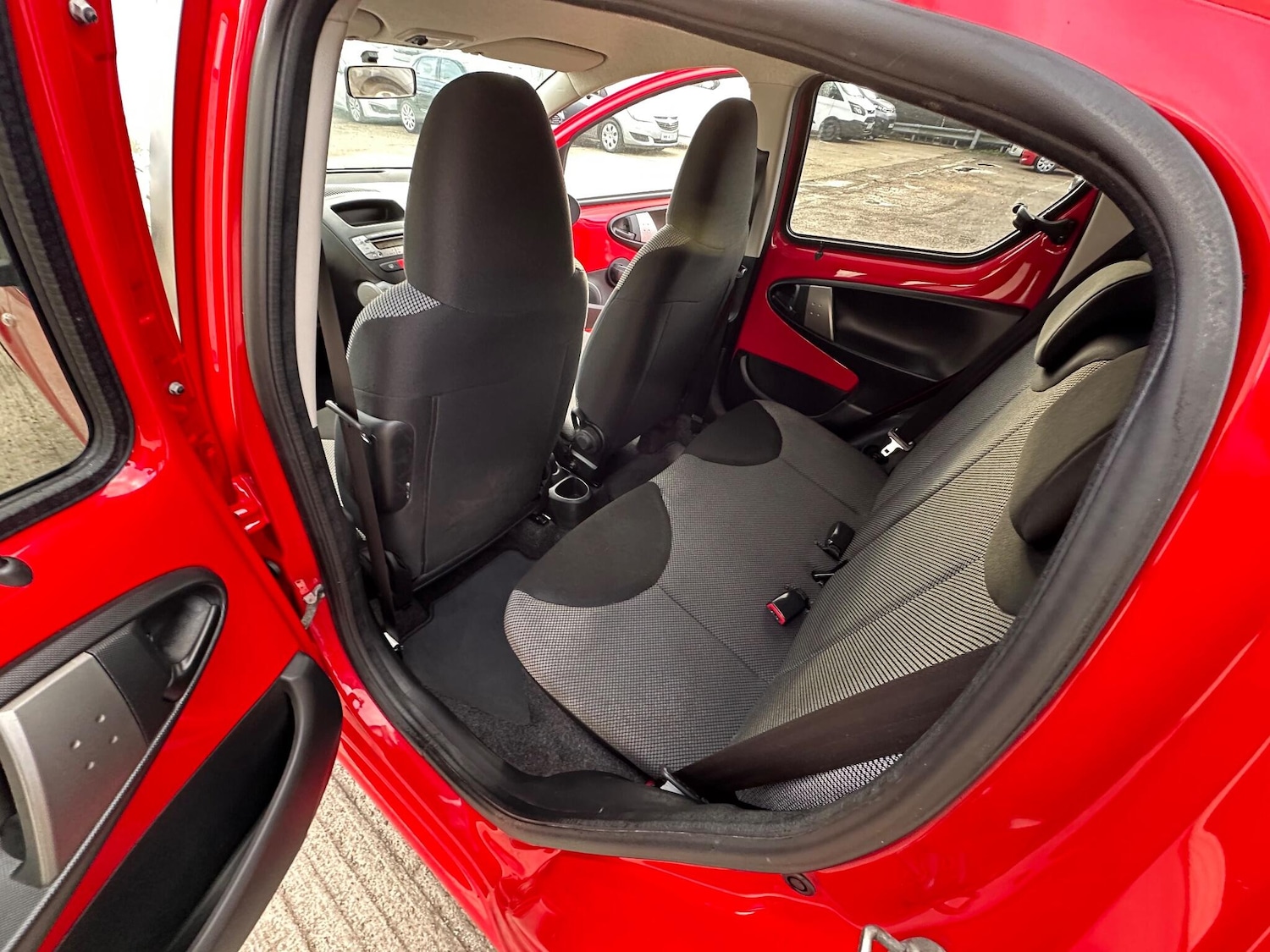 Used Toyota AYGO 2014 for sale - 76898638: Photo 50