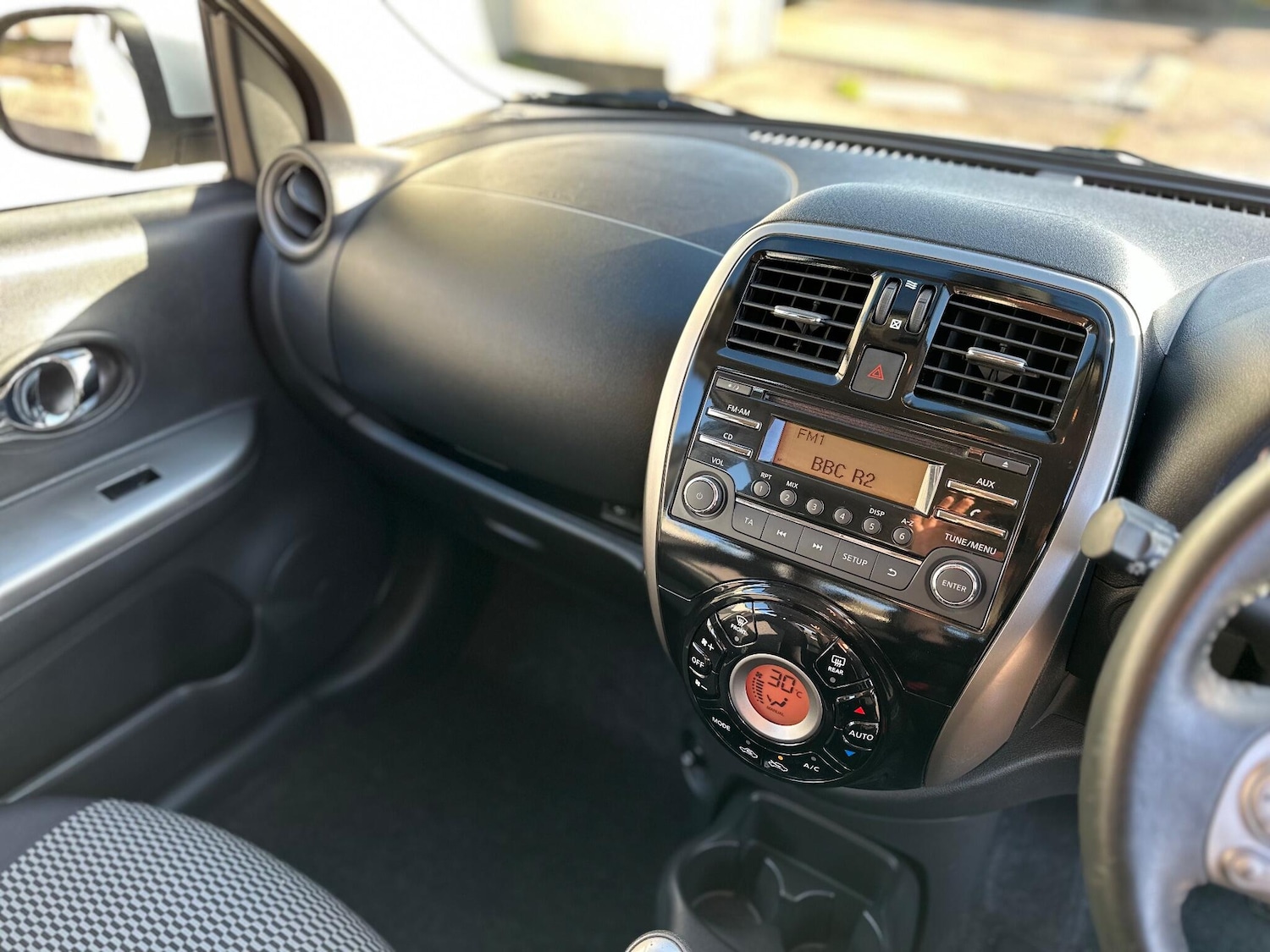 Used Nissan Micra 2015 for sale - 76801500: Photo 12