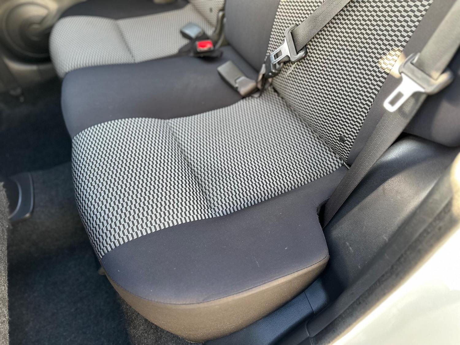 Used Nissan Micra 2015 for sale - 76801500: Photo 50