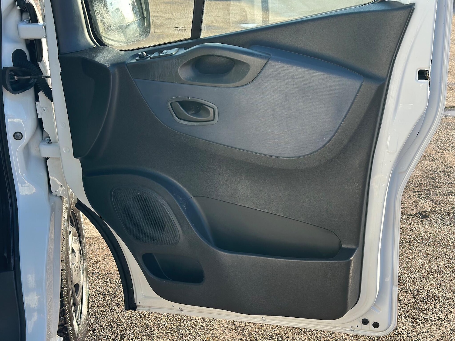 Used Vauxhall Vivaro for sale - 77029200: Photo 28