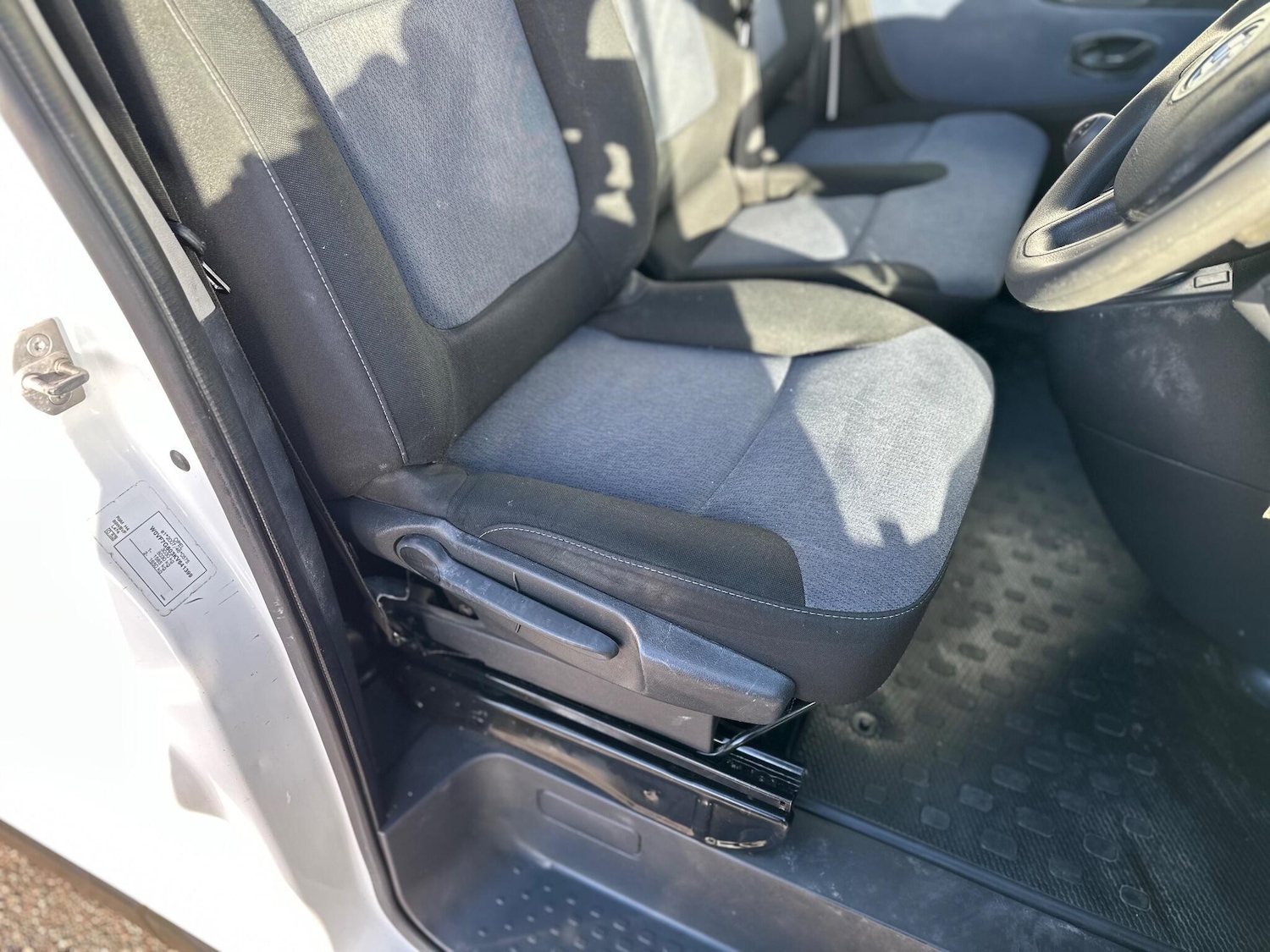 Used Vauxhall Vivaro for sale - 77029200: Photo 29