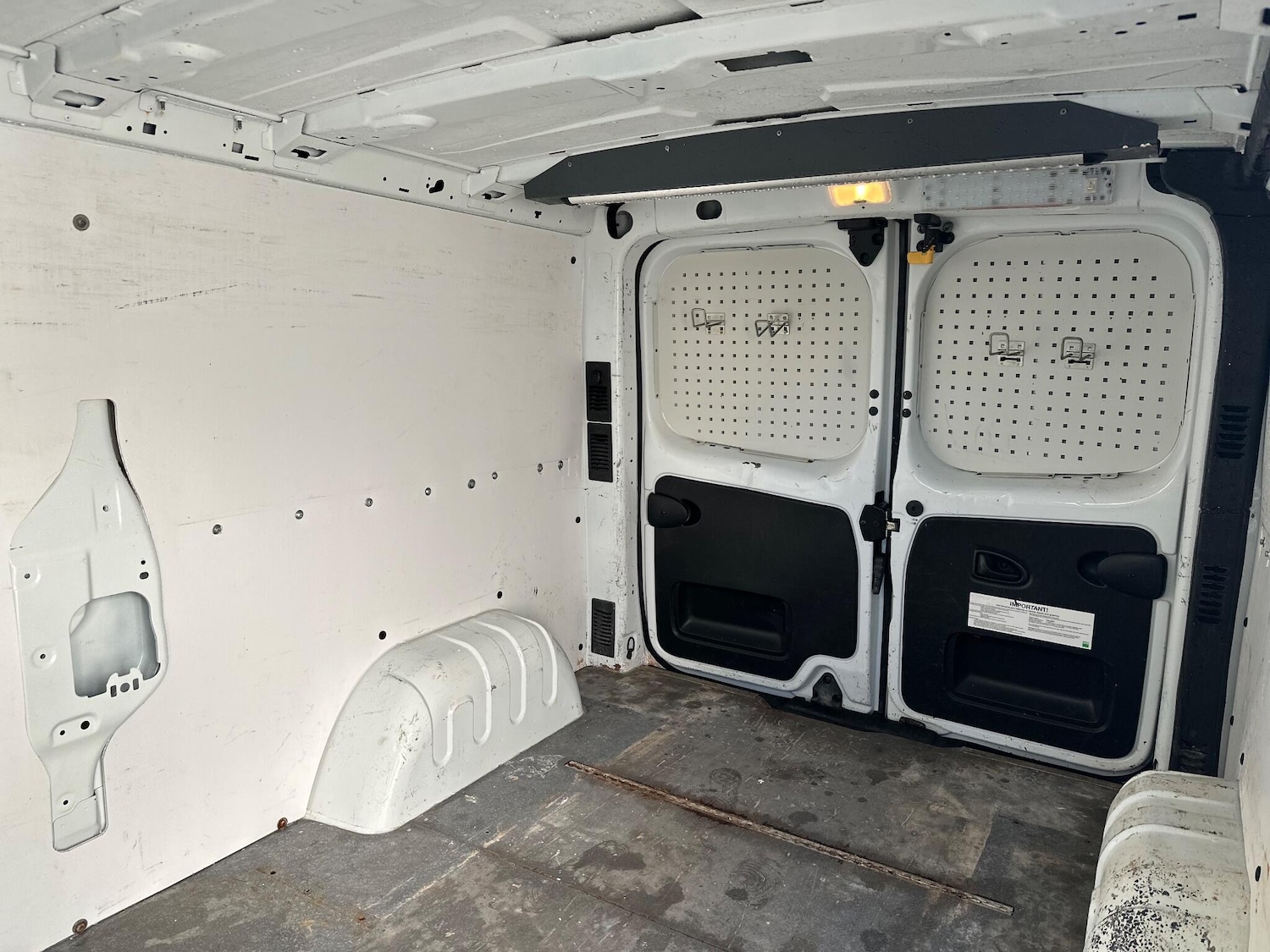 Used Vauxhall Vivaro for sale - 77029200: Photo 43