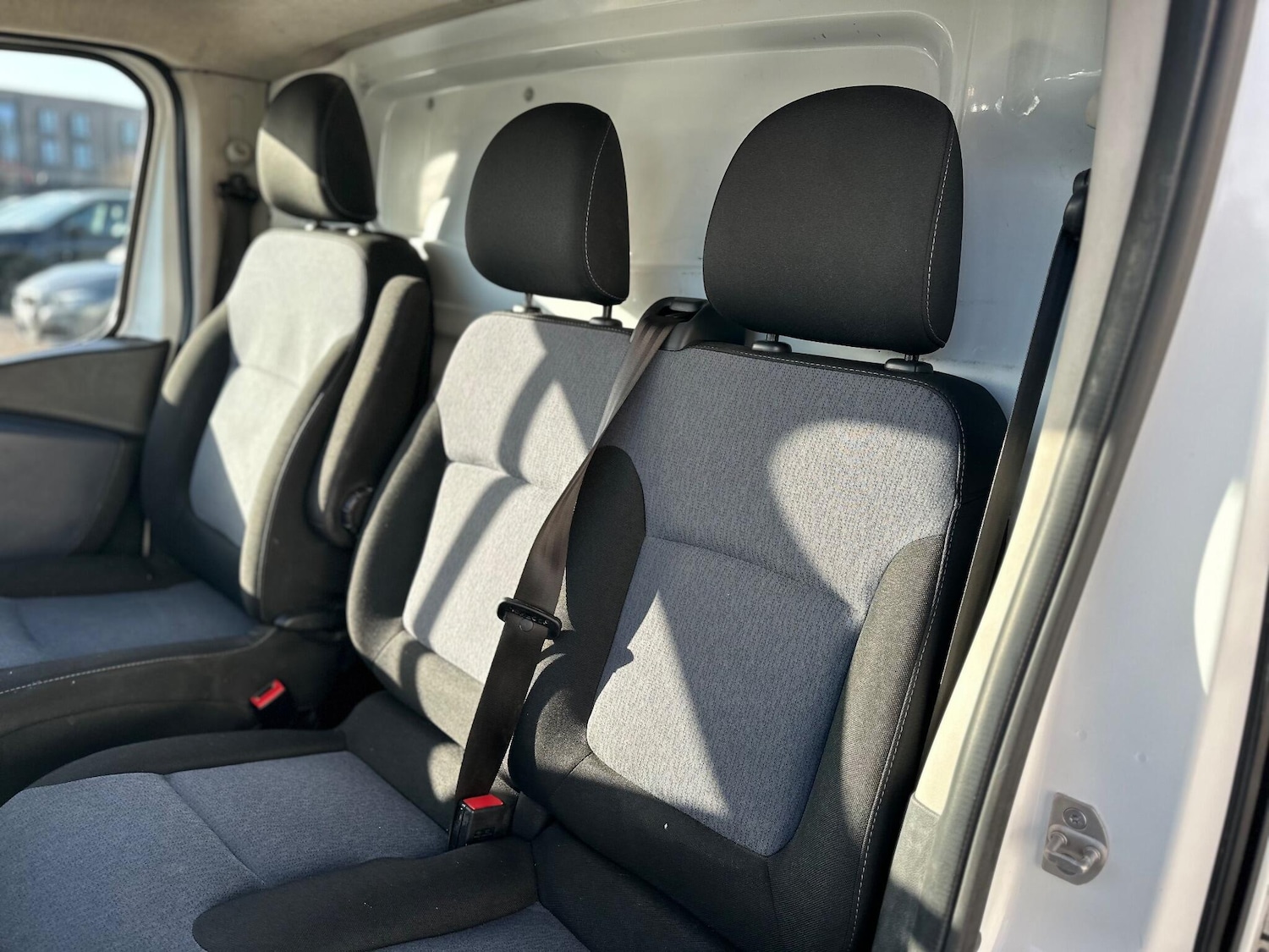 Used Vauxhall Vivaro for sale - 77029200: Photo 48