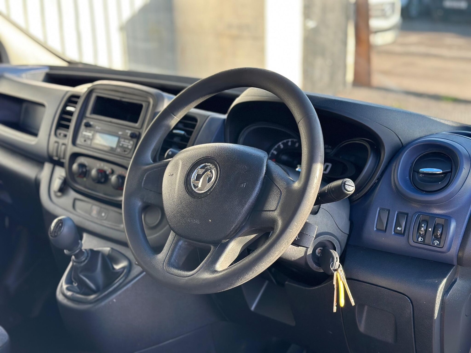 Used Vauxhall Vivaro for sale - 77029200: Photo 9