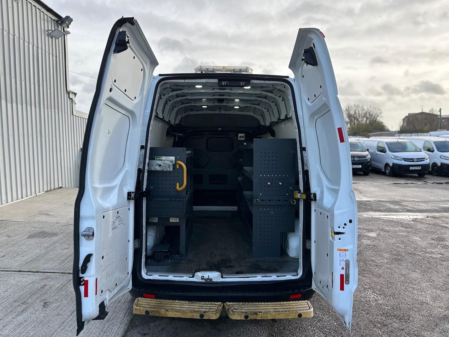 Used Ford Transit Custom 2018 for sale - 76742649: Photo 12